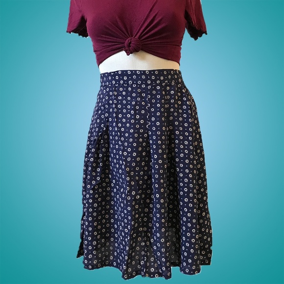 Vintage Dresses & Skirts - Vintage 1990s Little Flower Skirt